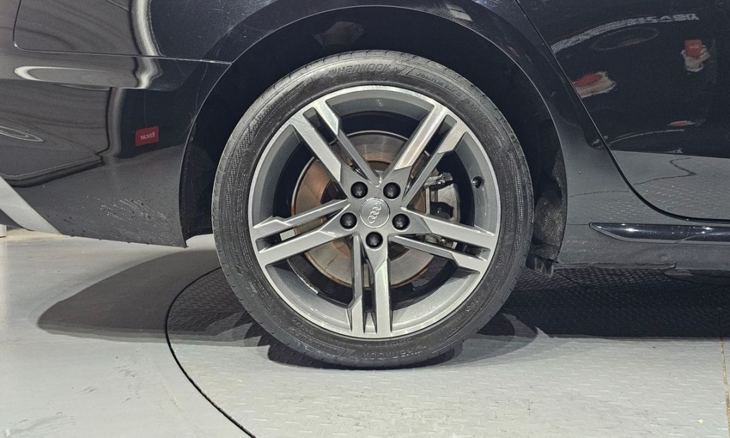 Audi A4 45 TFSI Quattro Premium, 2021