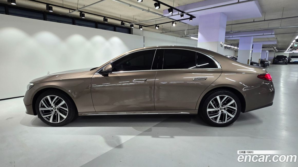 Mercedes-Benz E-Class E220d 4MATIC Exclusive, 2024