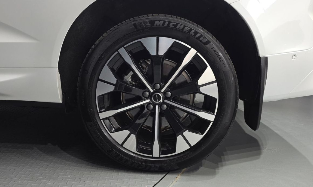 Volvo XC60 B5 Ultra Dark Air Sus, 2026