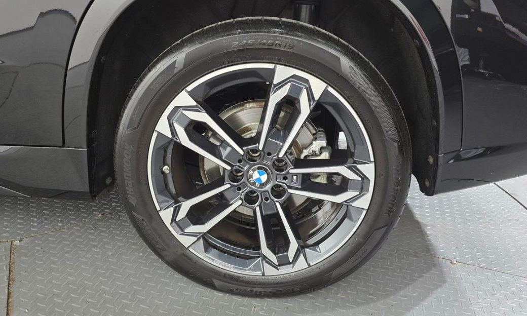 BMW X1 xDrive 20i M Sport, 2024