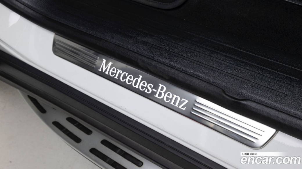 Mercedes-Benz GLE-Class GLE450 4MATIC, 2025