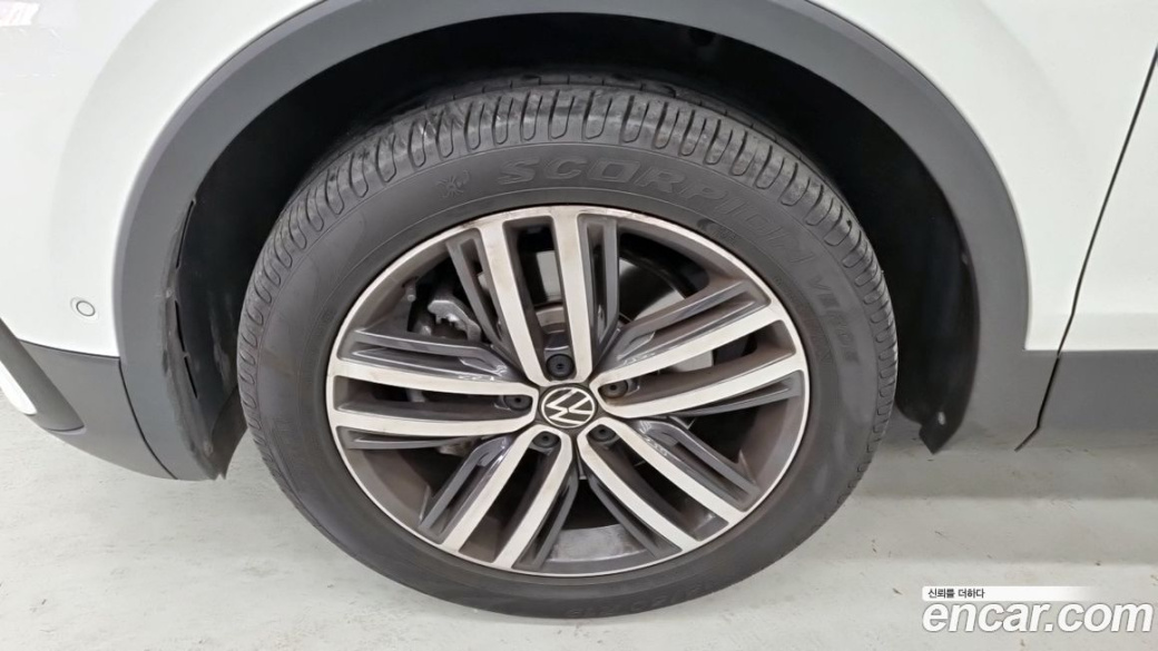 Volkswagen Tiguan 2.0 TSI Prestige, 2023