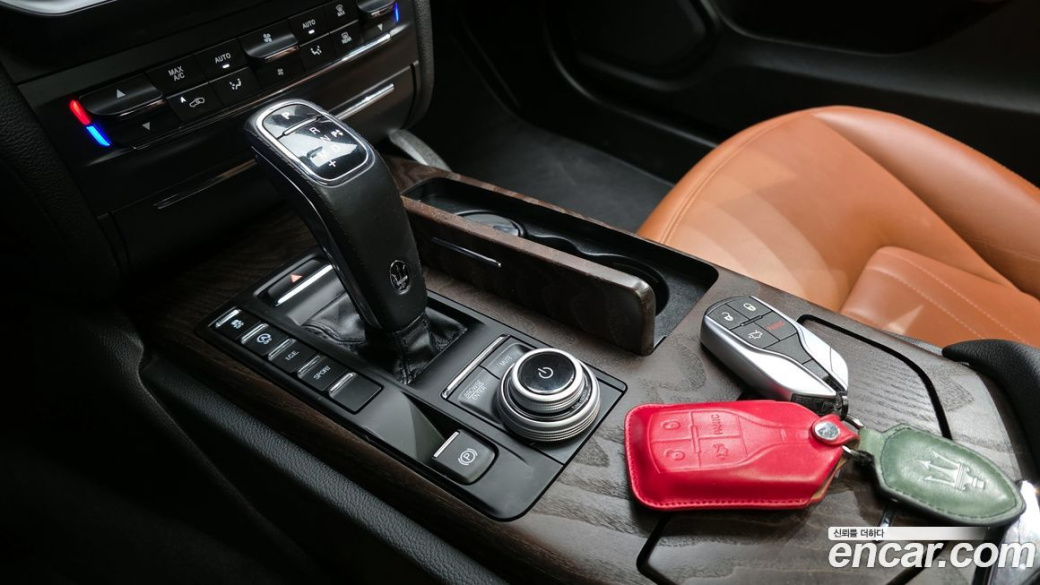 Maserati Ghibli 2.0 GT, 2022