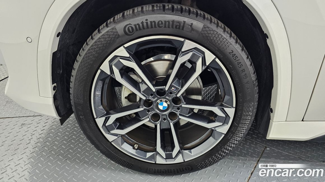 BMW X1 sDrive 20i M Sport, 2023