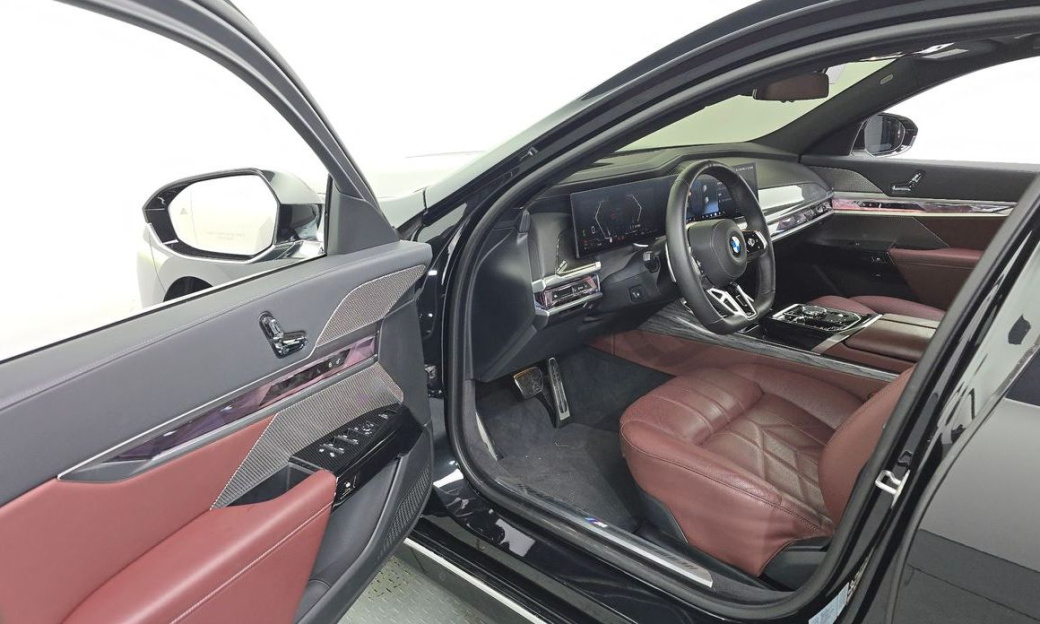 BMW 7-Series 740i xDrive M Sport Limited, 2024