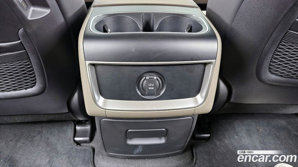 Kia Carnival 9-Seater Noblesse, 2024