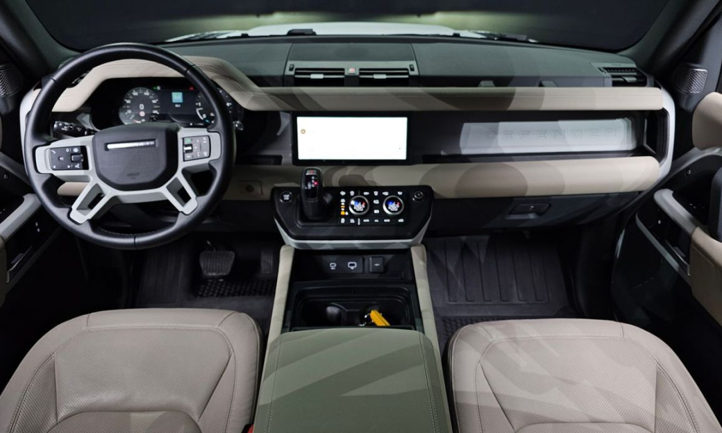 Land Rover Defender 110 D250 SE, 2024