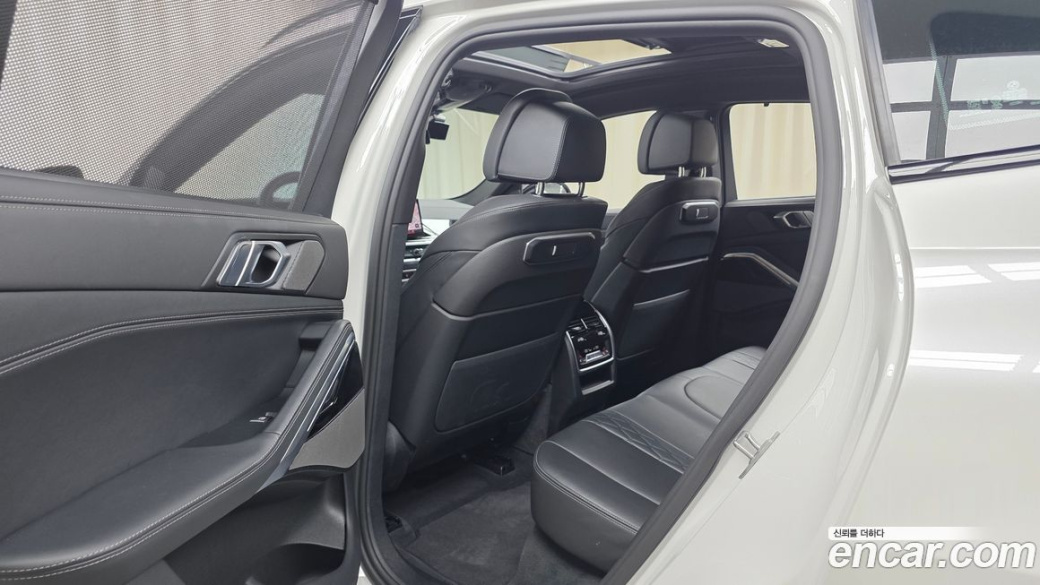 BMW X6 xDrive40i M Sport, 2025