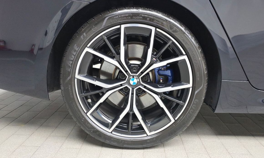 BMW 5-Series 530i xDrive M Sport Package, 2022