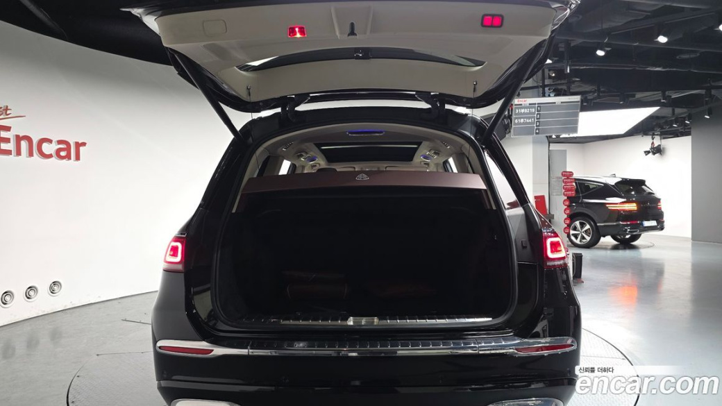 Mercedes-Benz GLS-Class Maybach GLS600 4MATIC Manufakur, 2023