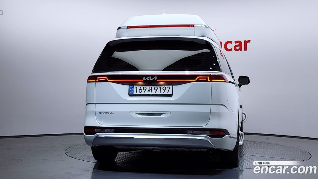 Kia Carnival 9-Seater Hi-Limousine, 2023