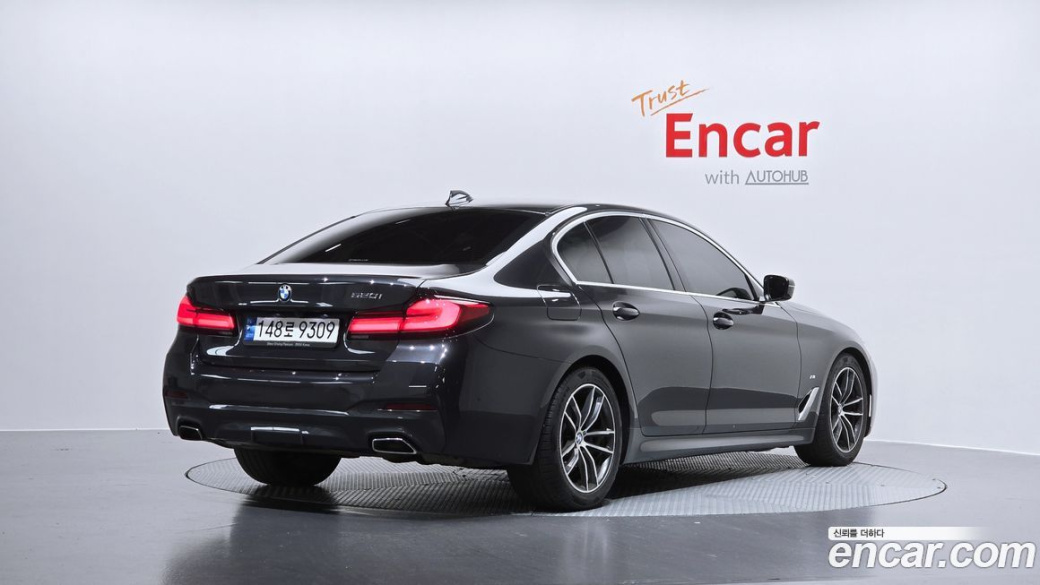 BMW 5-Series 520i M Sport, 2022