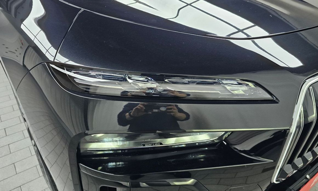 BMW 7-Series 740i xDrive M Sport, 2025