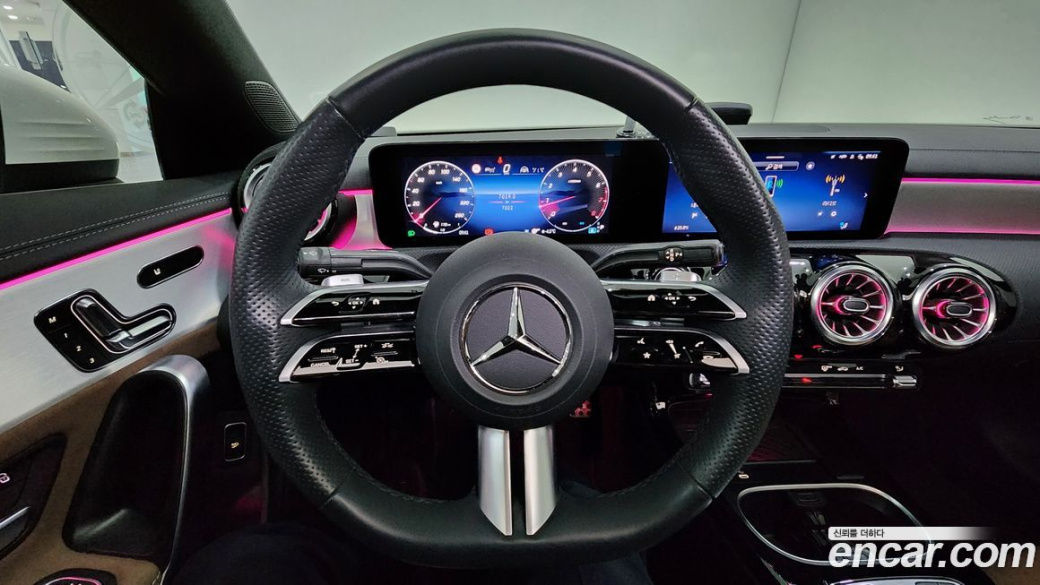 Mercedes-Benz CLA-Class CLA250 4MATIC, 2025