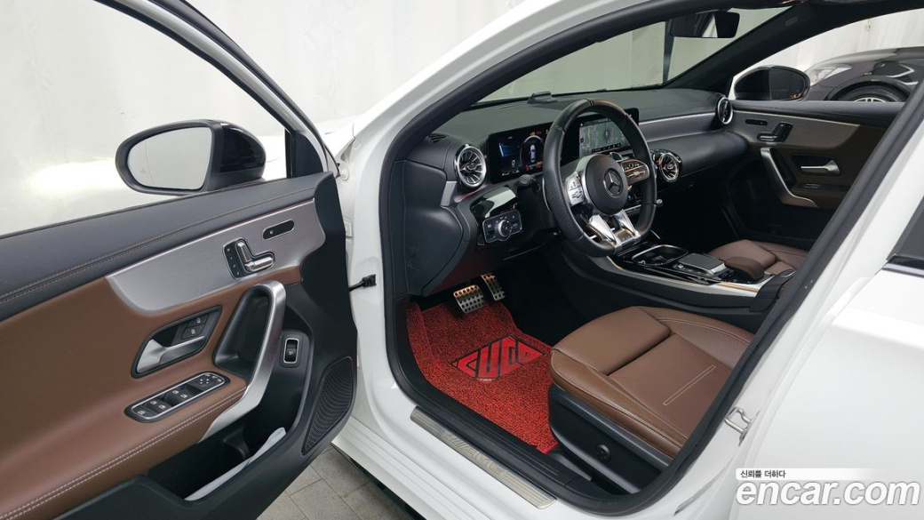 Mercedes-Benz A-Class AMG A35 4MATIC Sedan, 2022