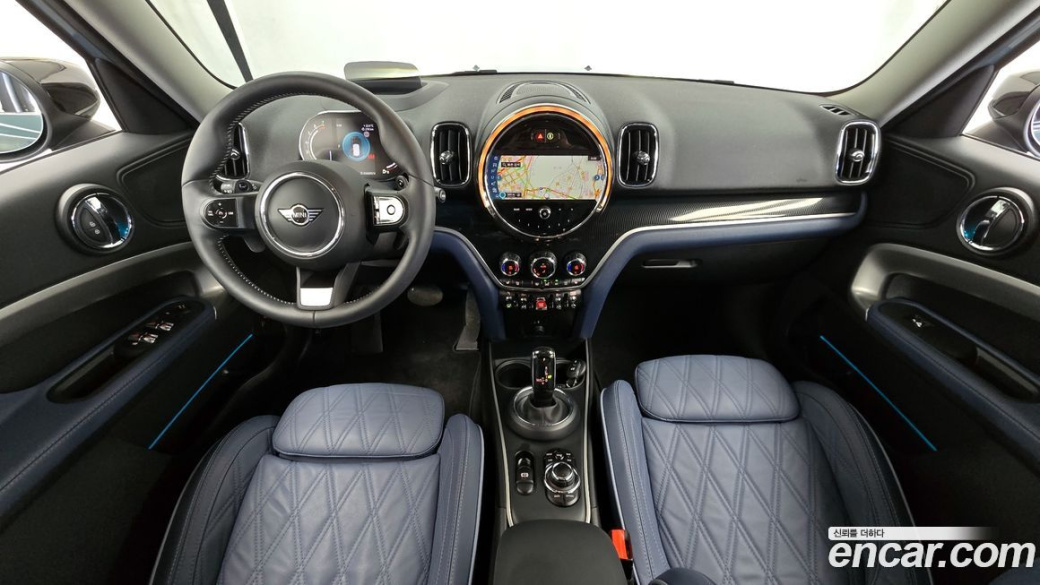 Mini Countryman ALL4 Classic Launch Pack, 2023