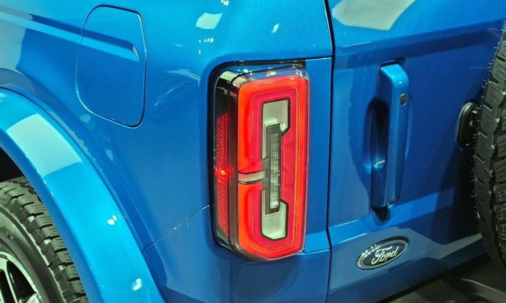 Ford Bronco 2.3 Outer Banks, 2024