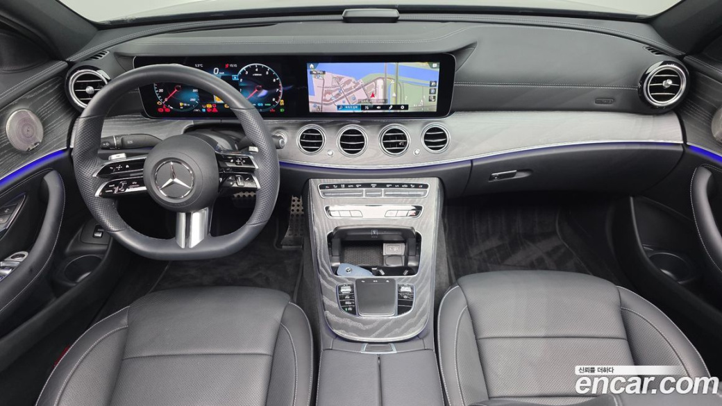 Mercedes-Benz E-Class E350 4MATIC AMG Line, 2022