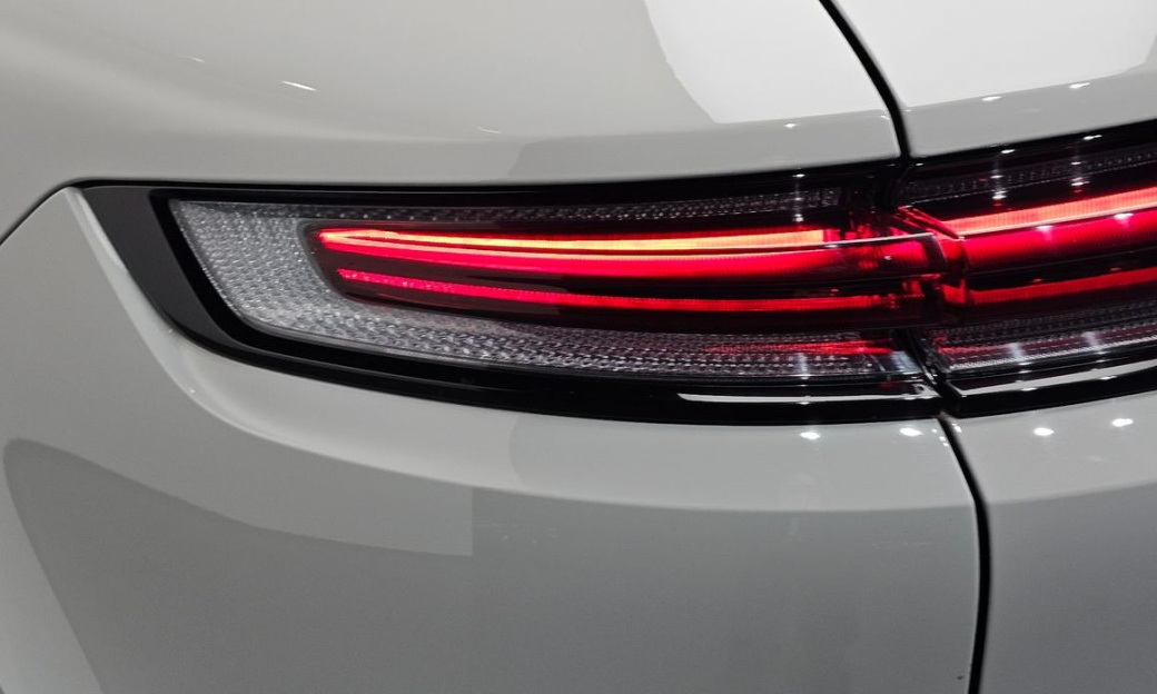 Porsche Cayenne 3.0, 2024