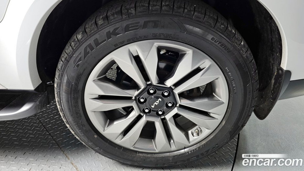 Kia Mohave Diesel 3.0 4WD 6-Seater, 2022