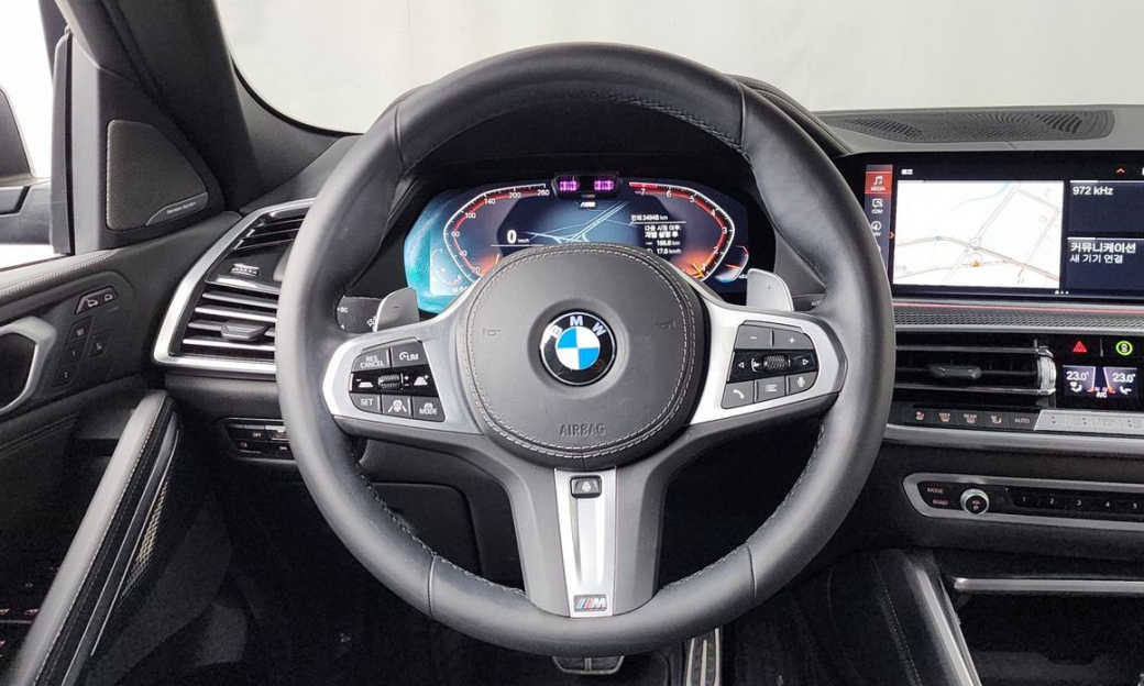 BMW X6 xDrive40i M Sport, 2023