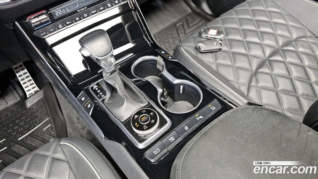 Kia Mohave Diesel 3.0 4WD 6-Seater, 2021