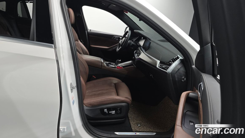 BMW X6 xDrive40i M Sport, 2022