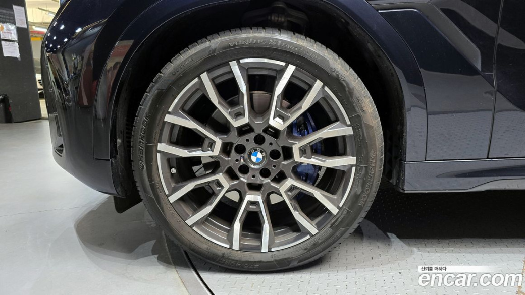 BMW X6 xDrive30d M Sport, 2024