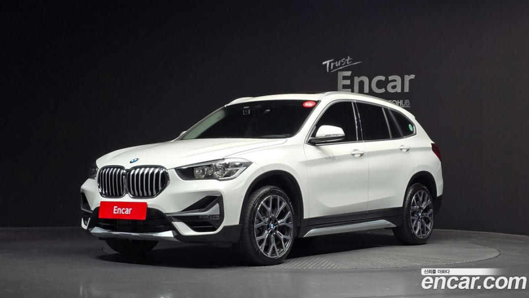 BMW X1 xDrive 20i xLine, 2022