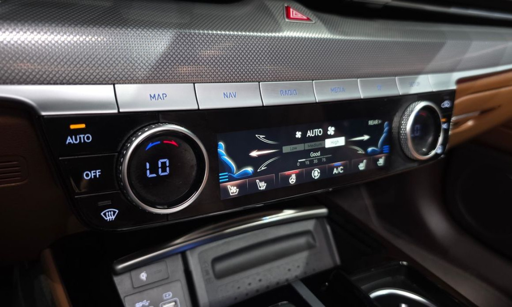 Genesis G80 Gasoline 2.5 Turbo AWD, 2023