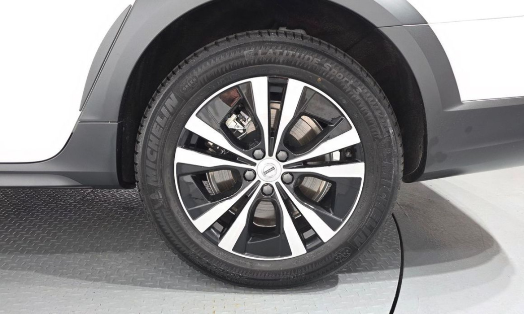 Volvo V90 B5 Plus AWD, 2025