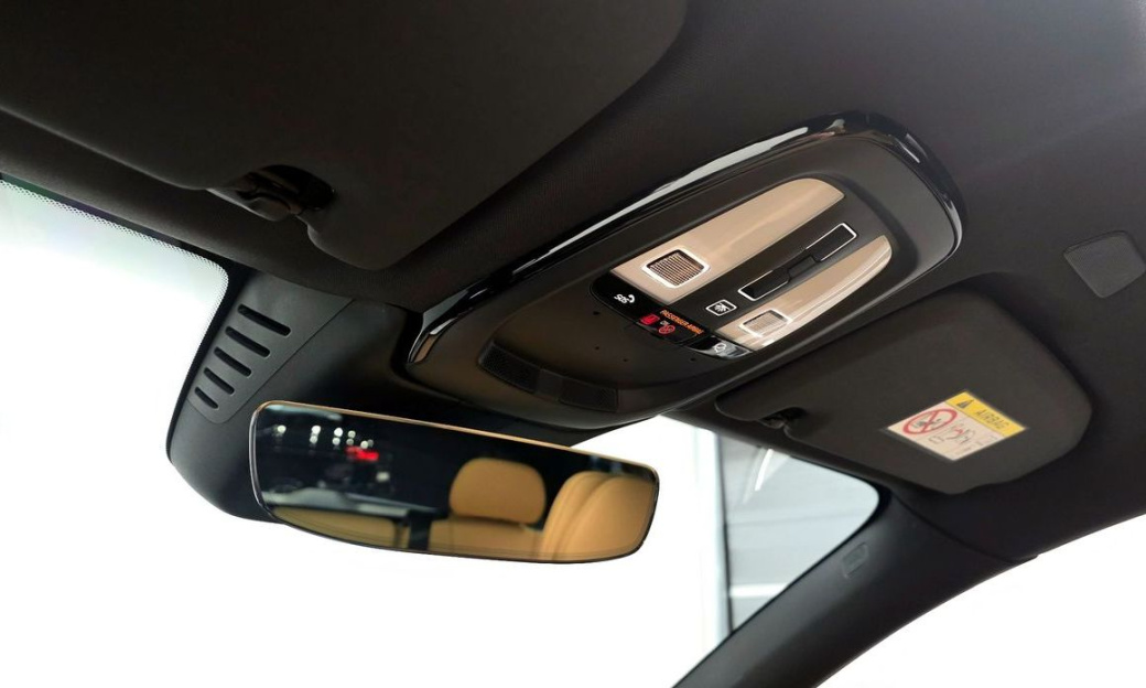 Volvo XC60 B5 Ultra Bright, 2025