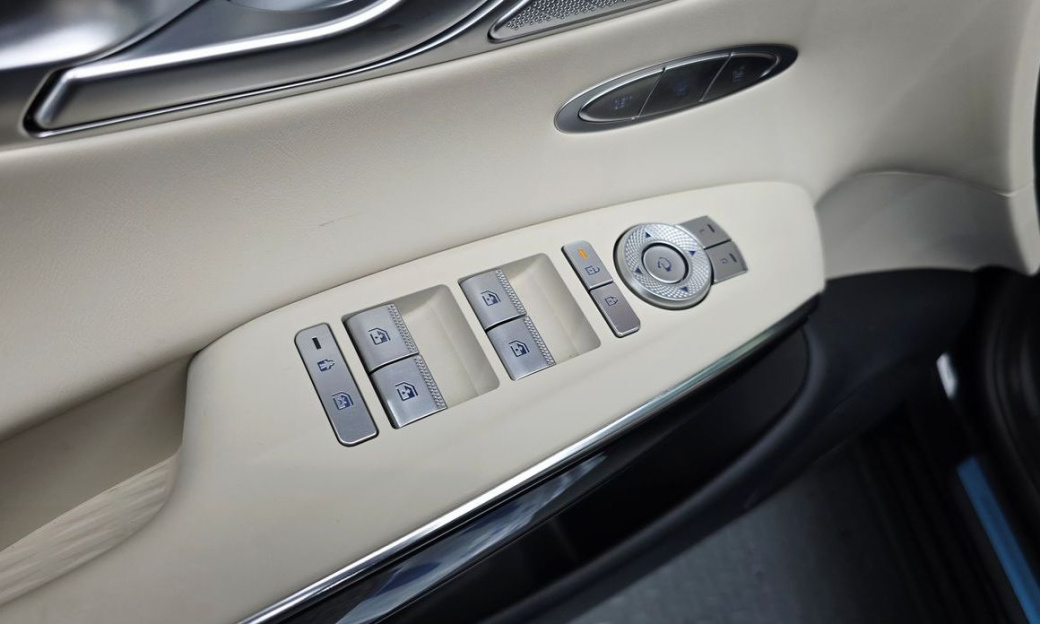 Genesis GV70 2.5T Gasoline AWD, 2025