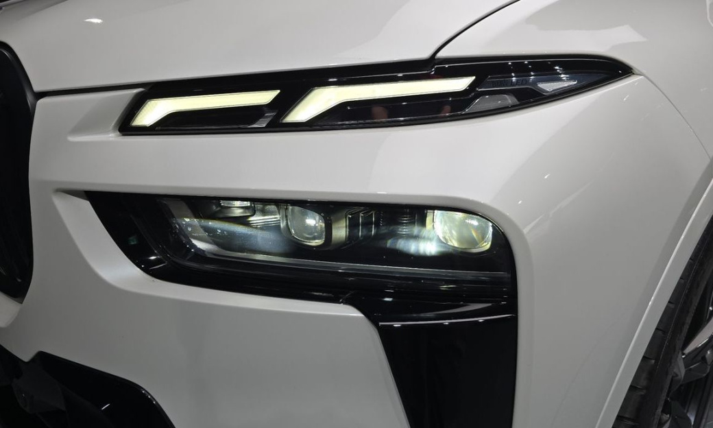 BMW X7 M60i xDrive M sport 6STR, 2024