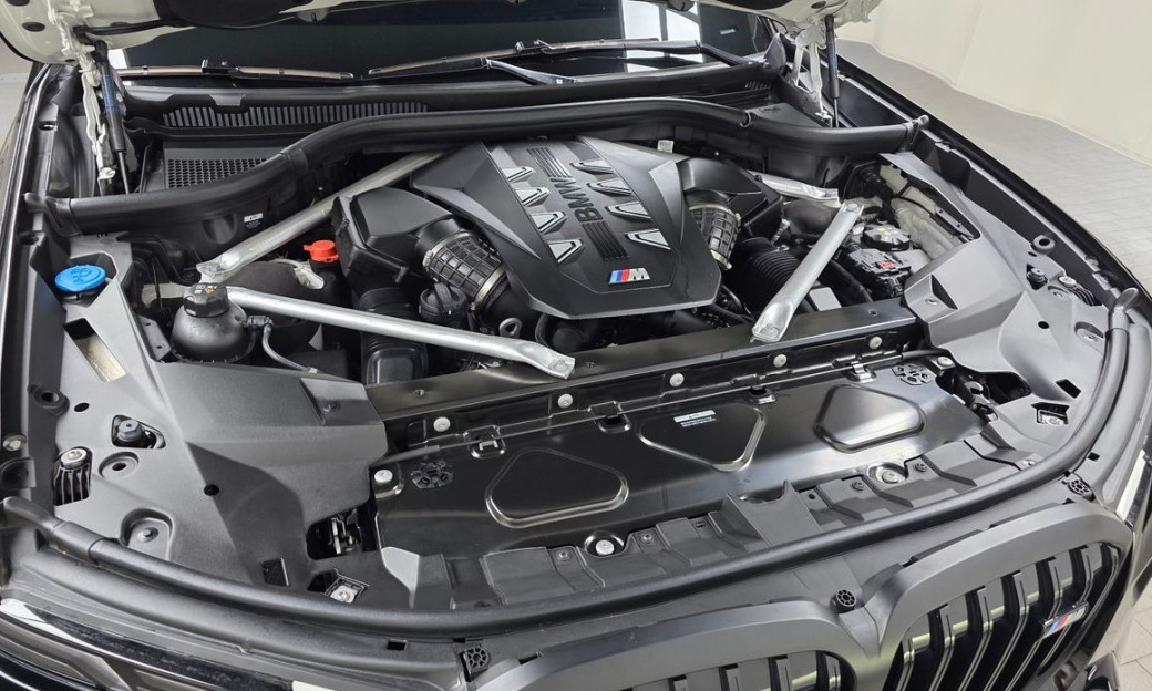 BMW X7 M60i xDrive M sport 6STR, 2025
