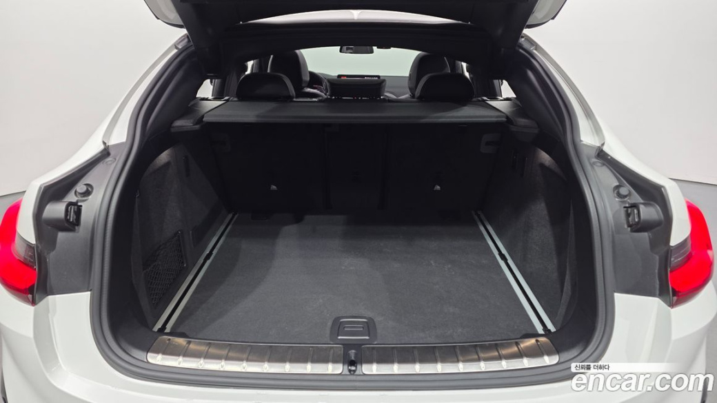 BMW X4 xDrive20i M Sport, 2023