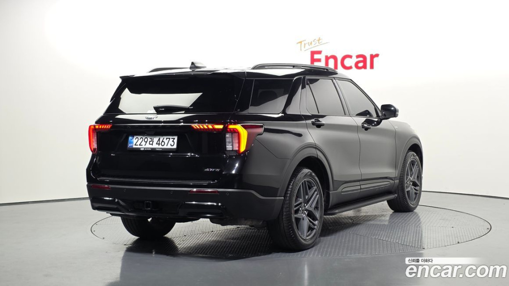 Ford Explorer 2.3 ST-Line 4WD, 2025