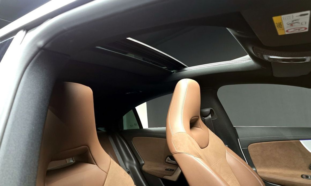 Mercedes-Benz CLA-Class CLA250 4MATIC, 2025