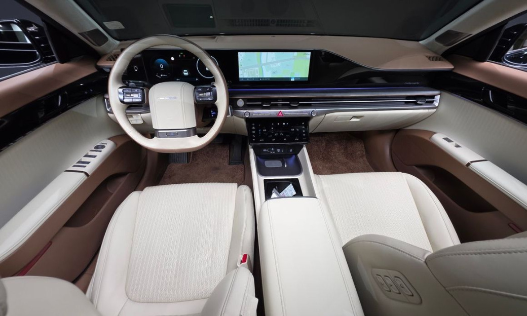 Hyundai Grandeur 2,5 Gasoline 2WD, 2023