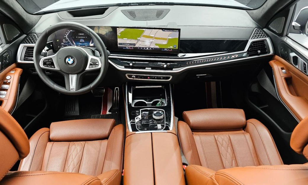 BMW X7 xDrive 40i M Sport 6STR, 2024