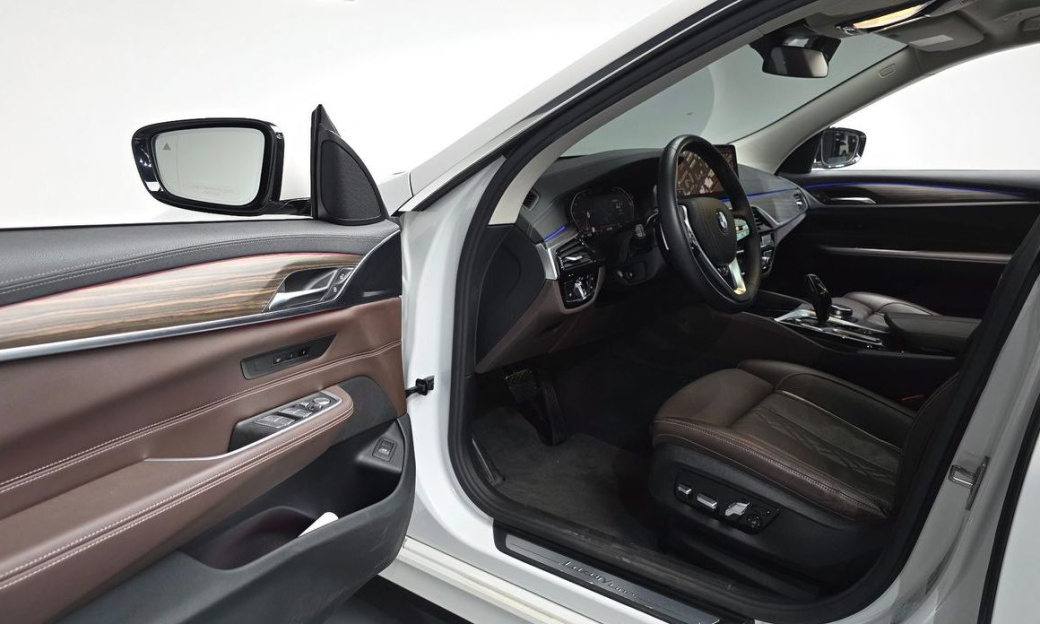 BMW Gran Turismo 620d Luxury, 2023