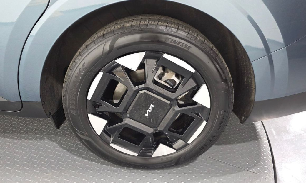 Kia Carnival 9-Seater Noblesse, 2025