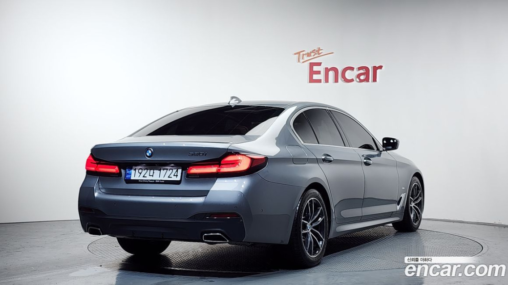 BMW 5-Series 520i M Sport, 2023