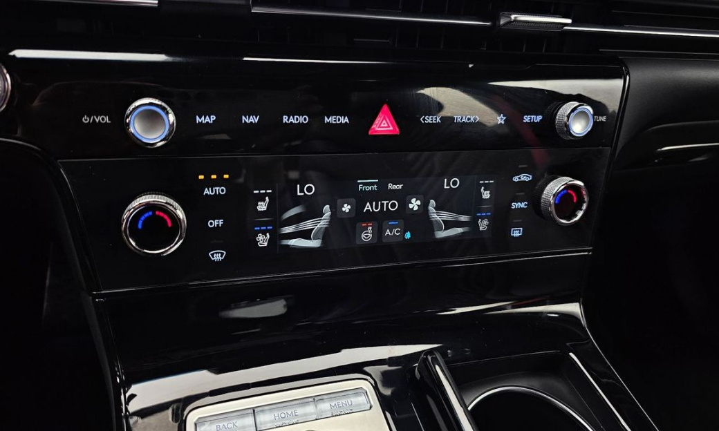Genesis G80 Gasoline 2.5 Turbo AWD, 2025