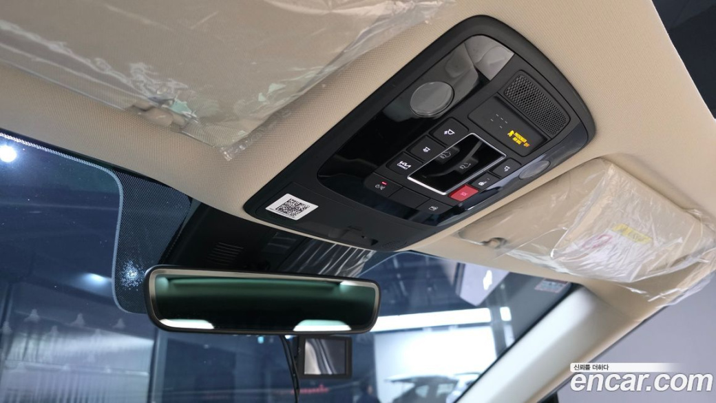 Kia Carnival 7-Seater Signature, 2023