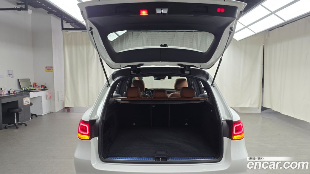 Mercedes-Benz GLC-Class GLC300 4MATIC, 2022