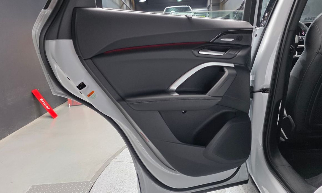 Audi Q5 40 TDI Quattro S Line Black Edition, 2025