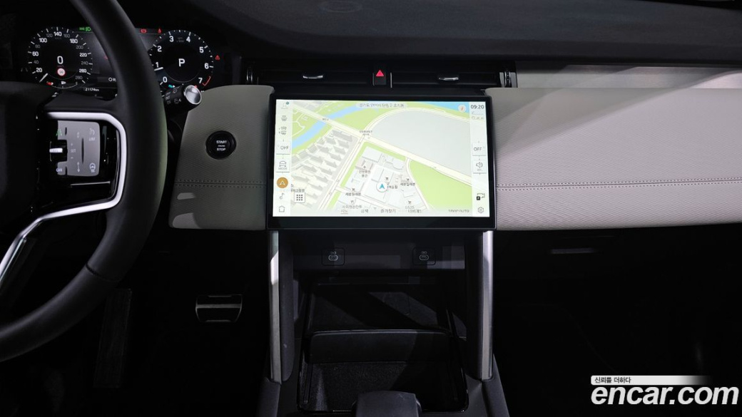 Land Rover Discovery Sport P250 Dynamic SE, 2024