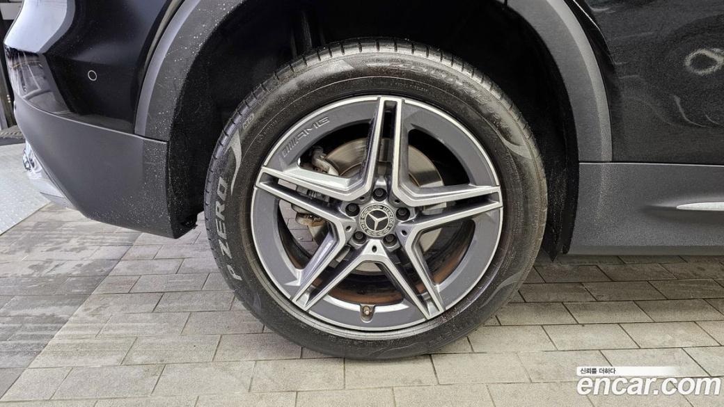 Mercedes-Benz GLB-Class GLB250 4MATIC, 2023