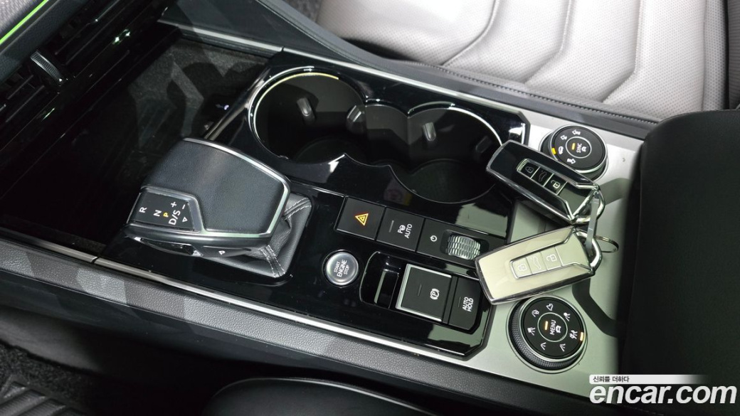 Volkswagen Touareg 3.0 TDI R-Line, 2023